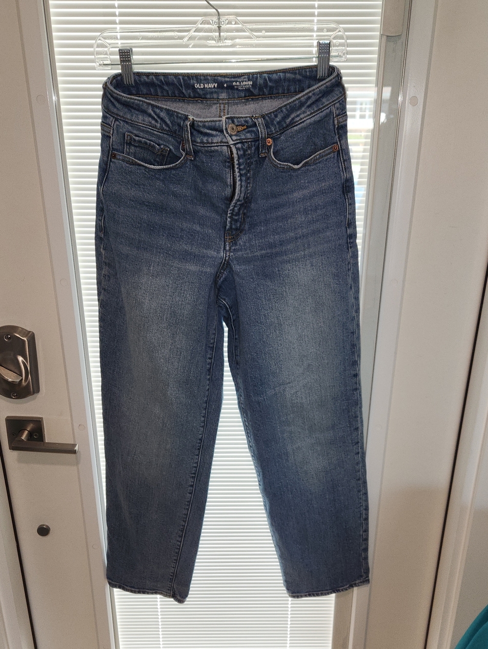 Women's Old Navy High-Rise Loose Jeans in Medium Blue Wash